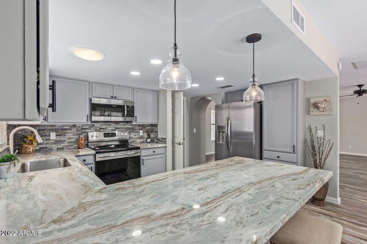 1149 Firefly Avenue - Photo 5 of 47