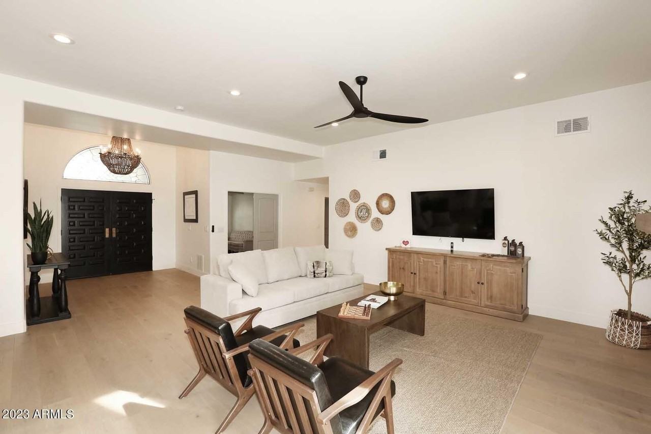 7285 East Las Palmaritas Drive - Photo 7 of 50