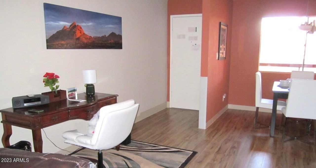 12222 N Paradise Village Pkwy S #402 - Photo 5 of 31
