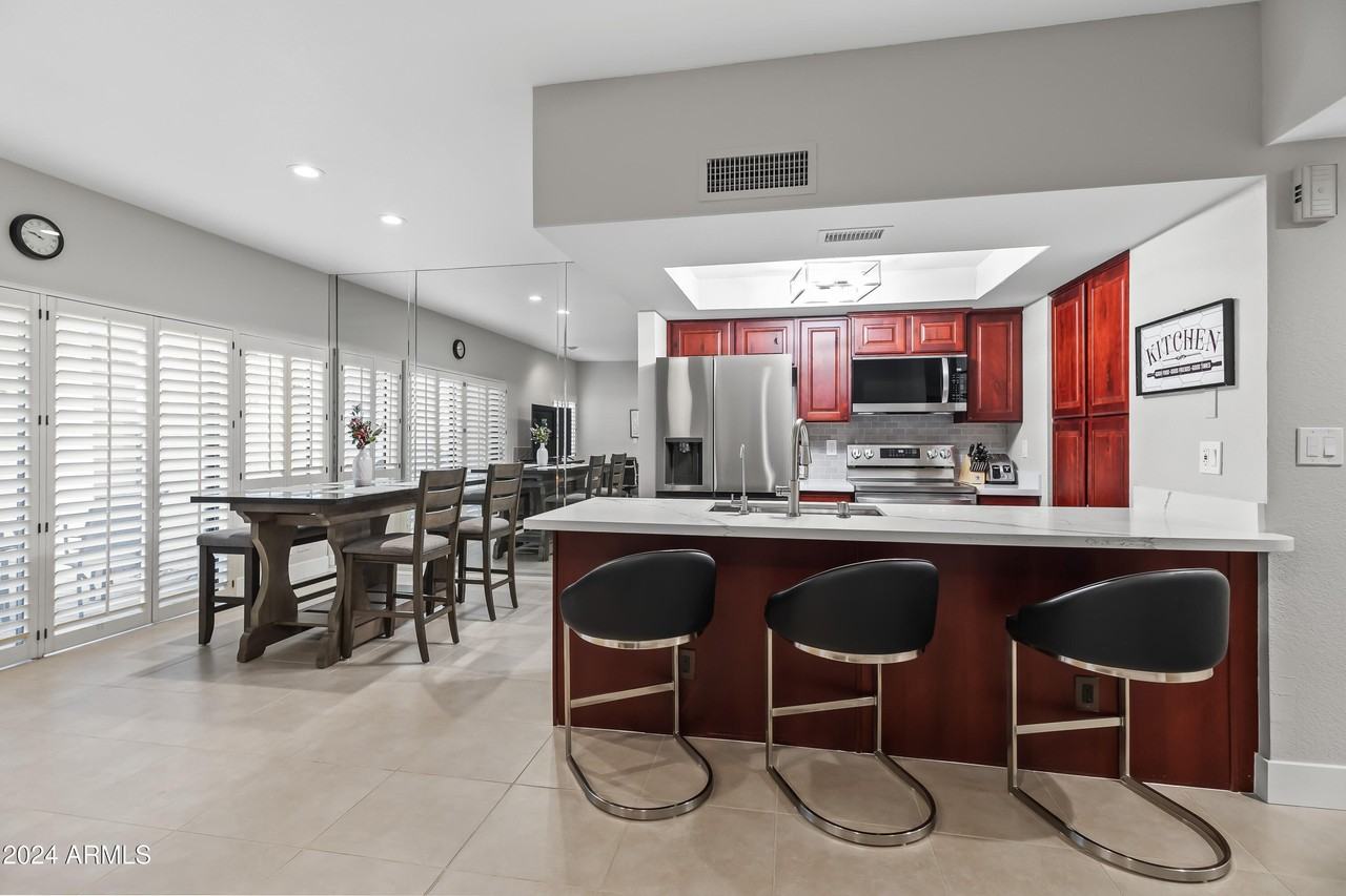 9705 East Mountain View Road #1038 - Photo 5 of 31