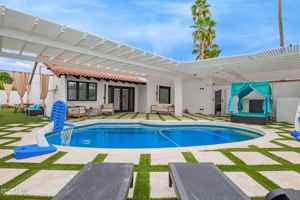 featured image of 2629 South Country Club Way