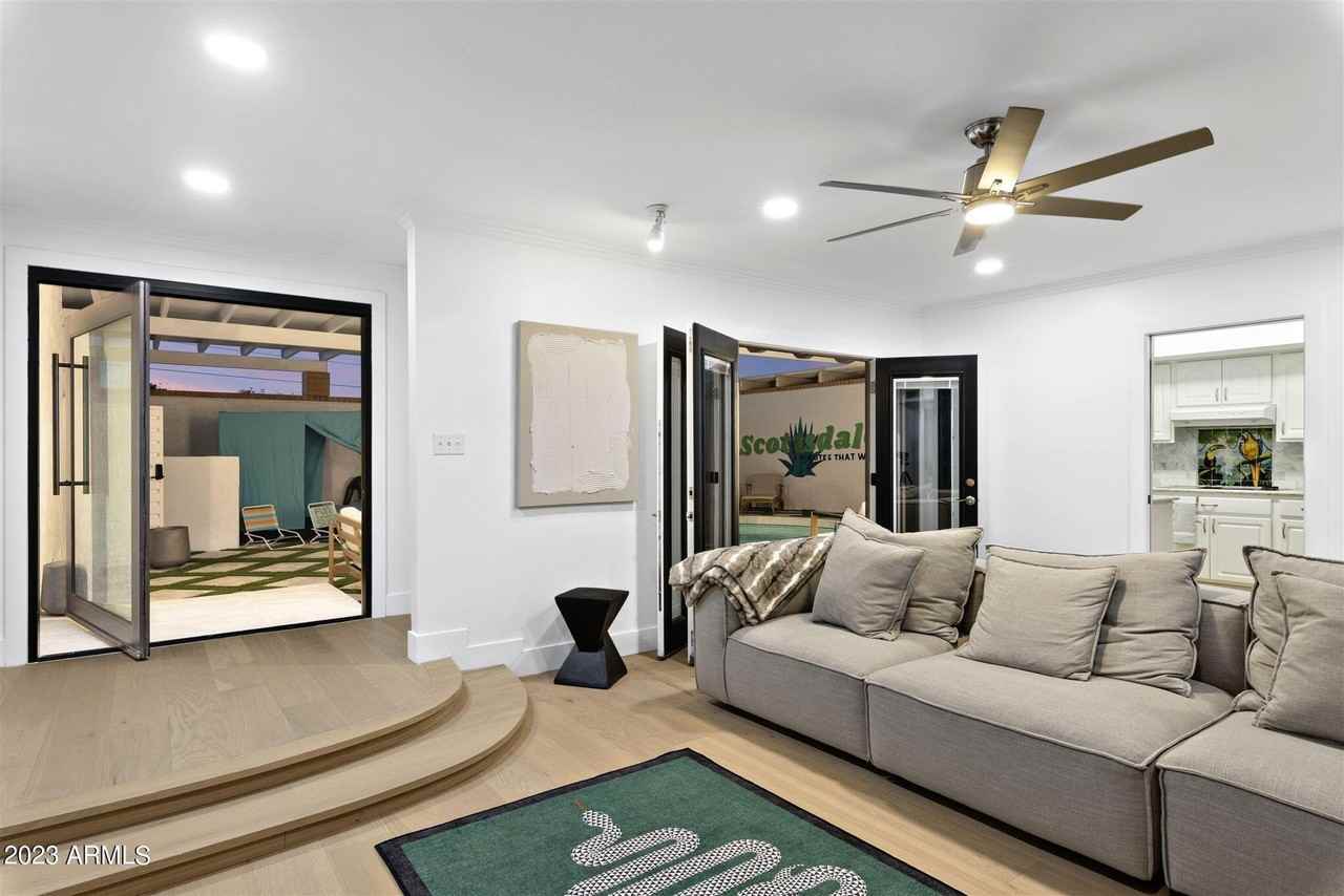 2629 S Country Club Way - Photo 5 of 41