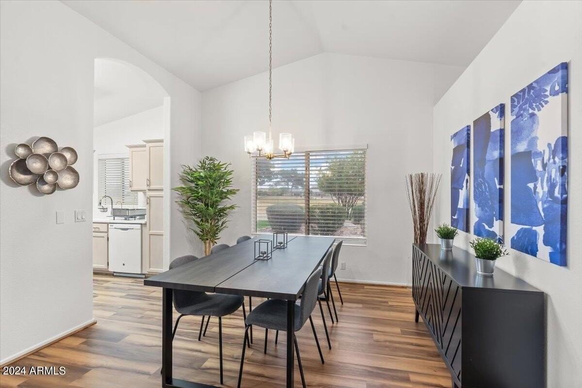 8818 West Piute Avenue - Photo 5 of 40