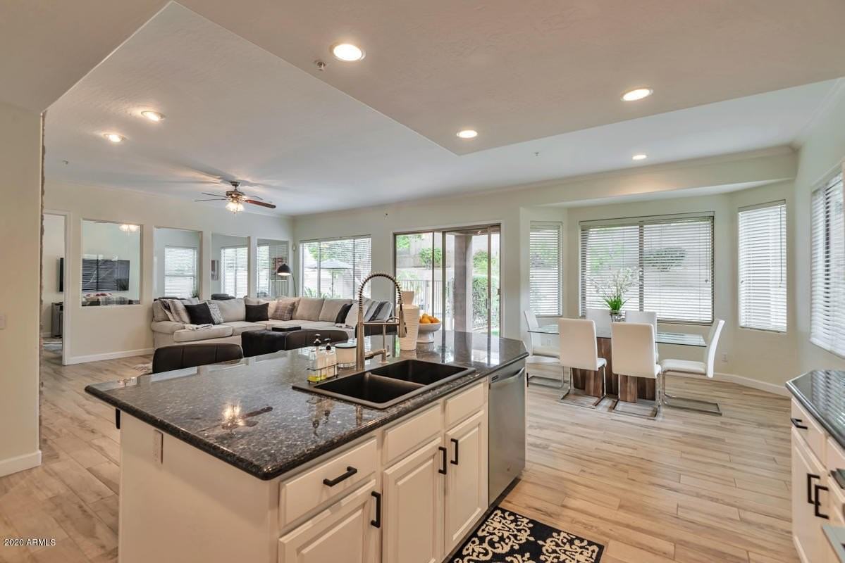 16457 N 103rd Pl - Photo 5 of 35