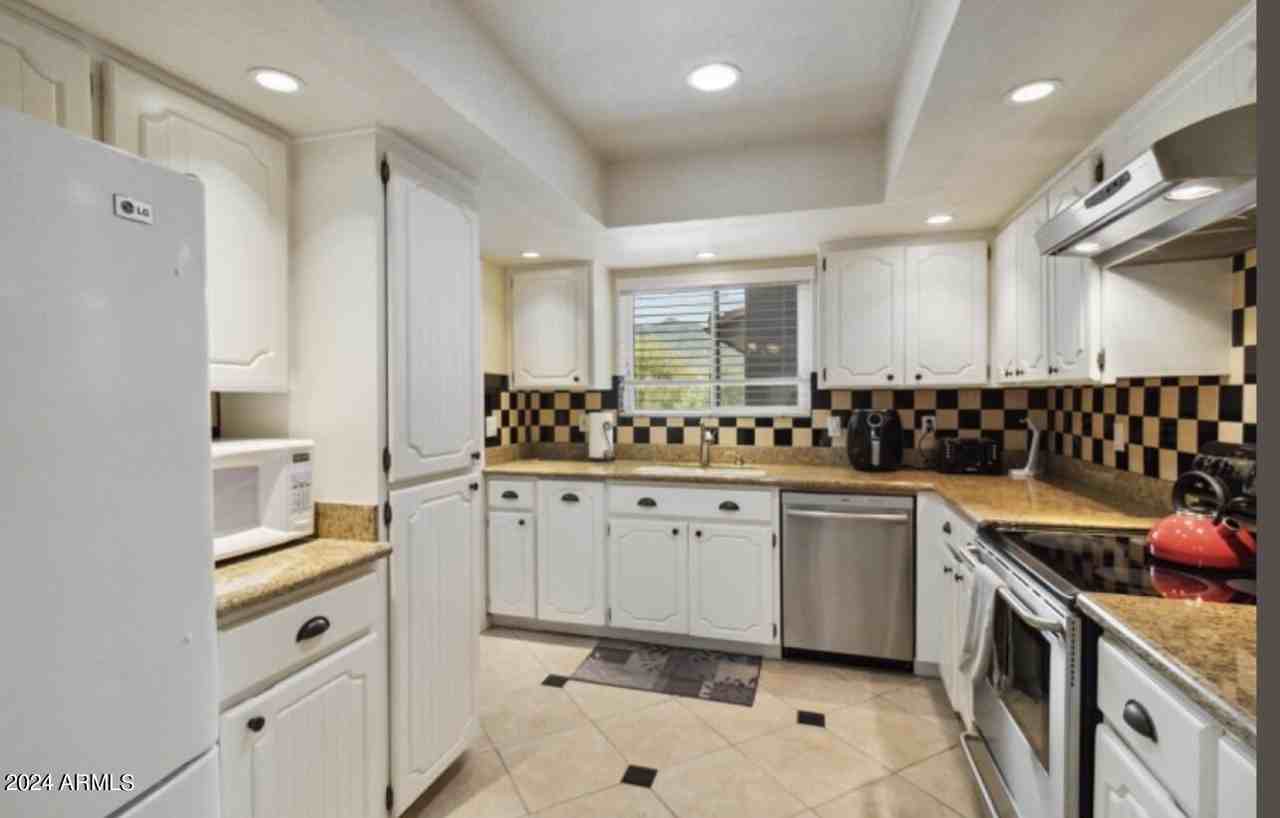 7431 E Sundance Trl Unit 601 #601 - Photo 4 of 18