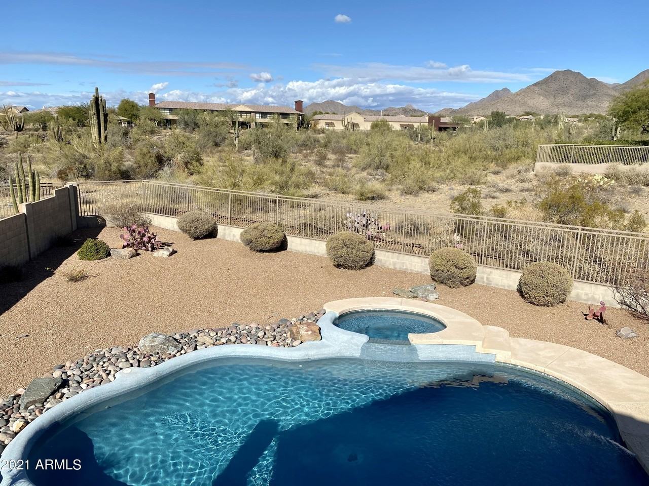 10458 East Karen Drive - Photo 5 of 50