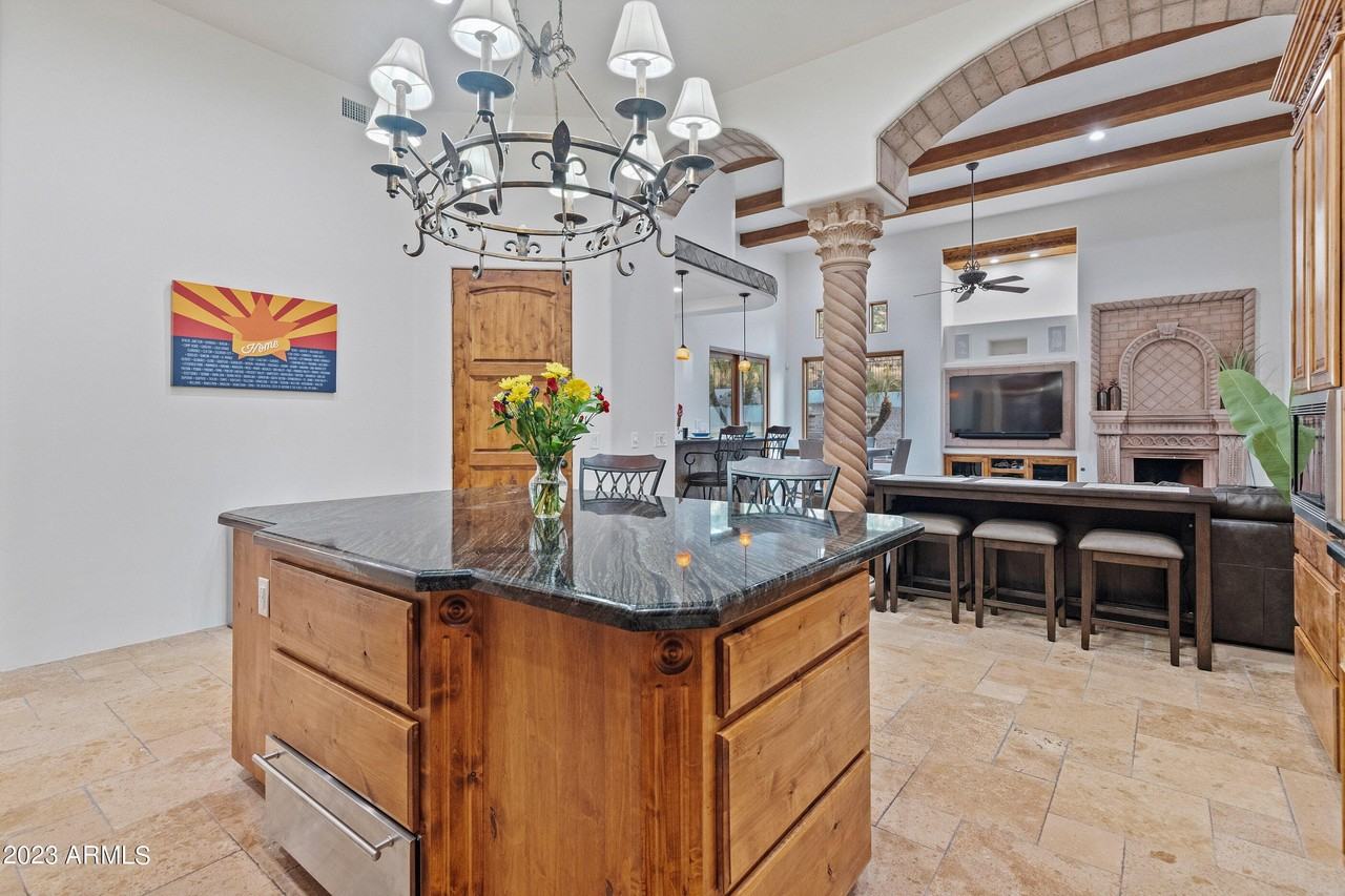 5529 Pinnacle Hill Drive - Photo 7 of 50