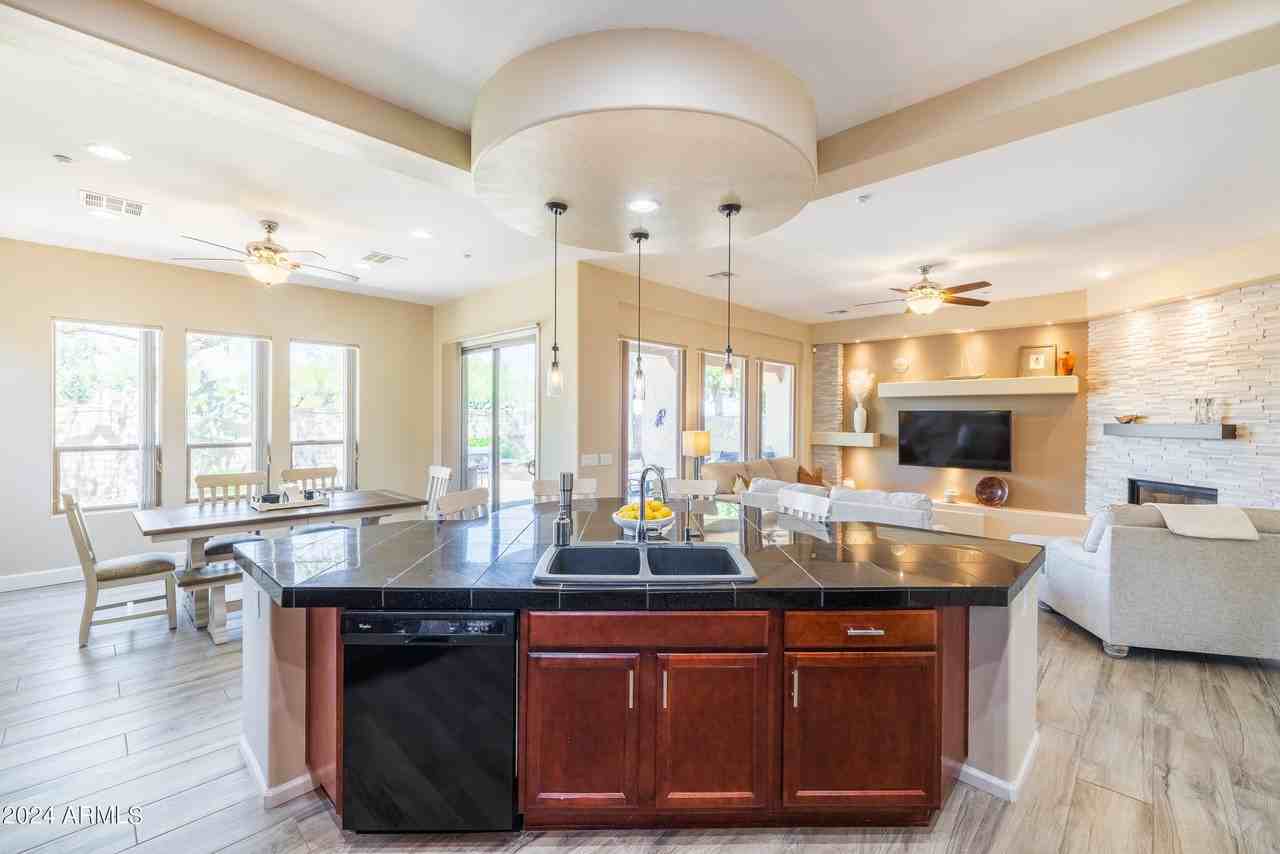 12368 Hedge Hog Place - Photo 2 of 25