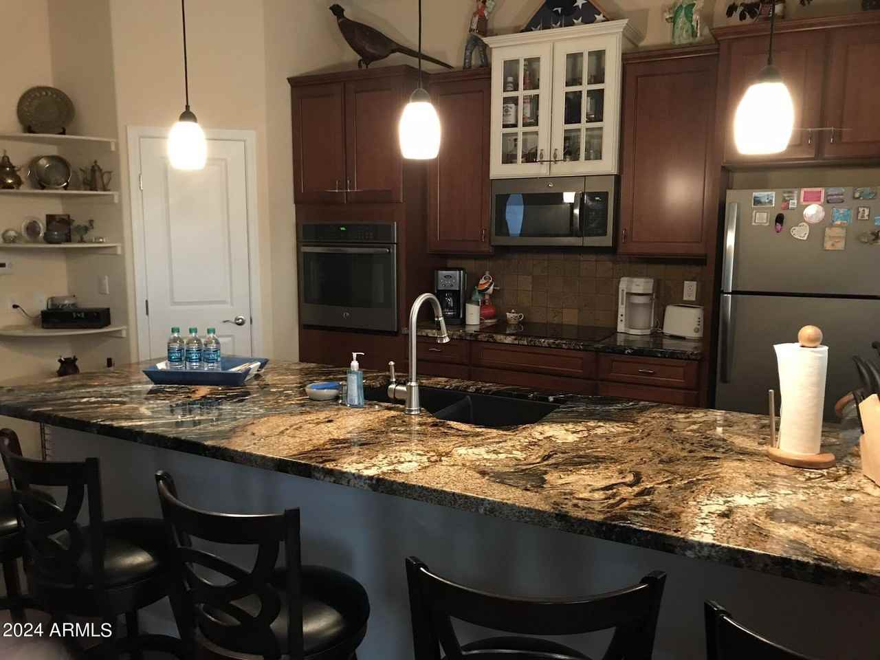 6520 East Onyx Avenue - Photo 4 of 15