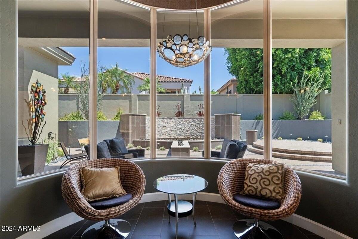 8228 East Mohawk Lane - Photo 7 of 32