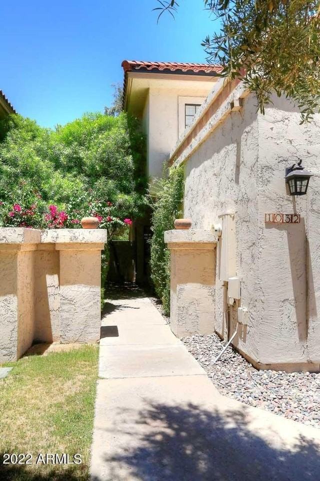 9705 East Mountain View Road #1032 - Photo 4 of 50