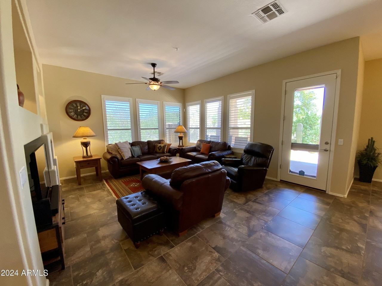 9554 Raindance Trail - Photo 6 of 23