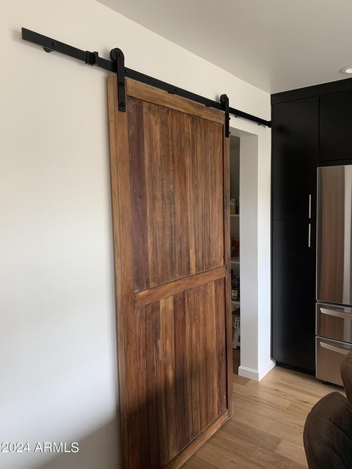 5042 N 82nd St - Photo 3 of 17