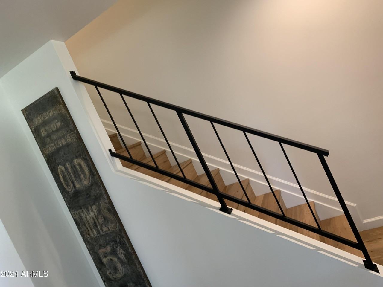 5042 N 82nd St - Photo 6 of 17