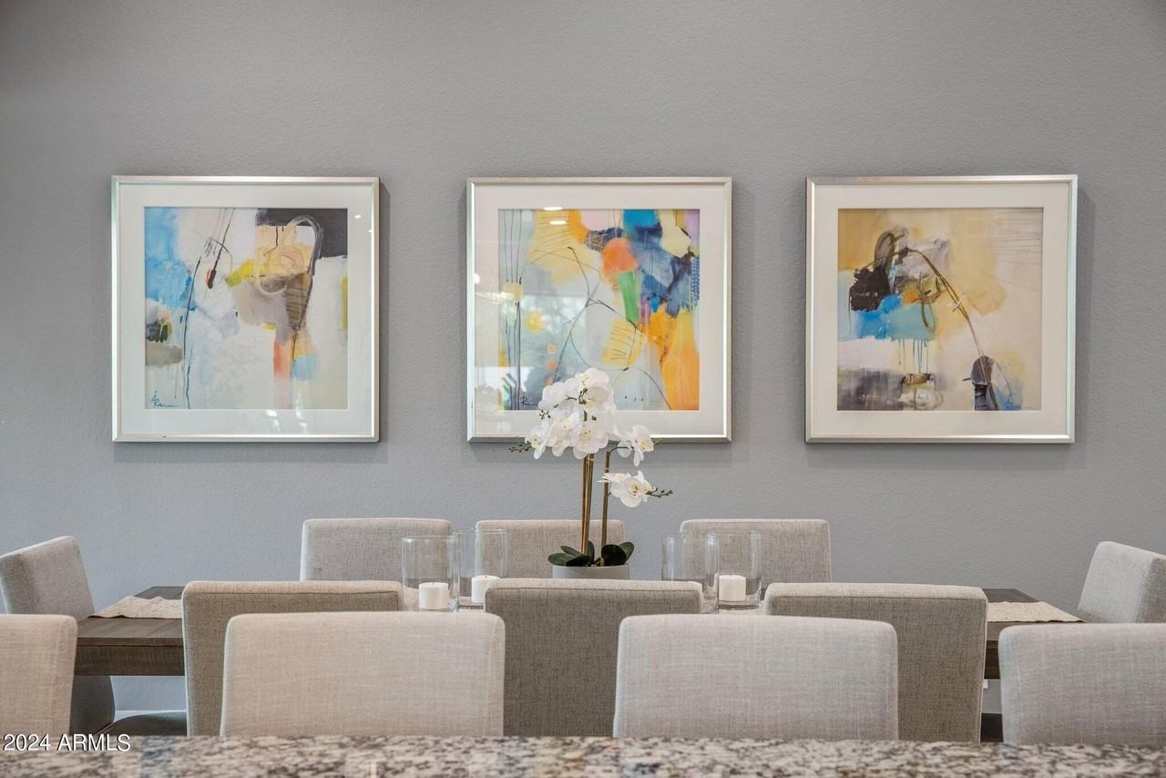 8179 East Whispering Wind Drive - Photo 5 of 32