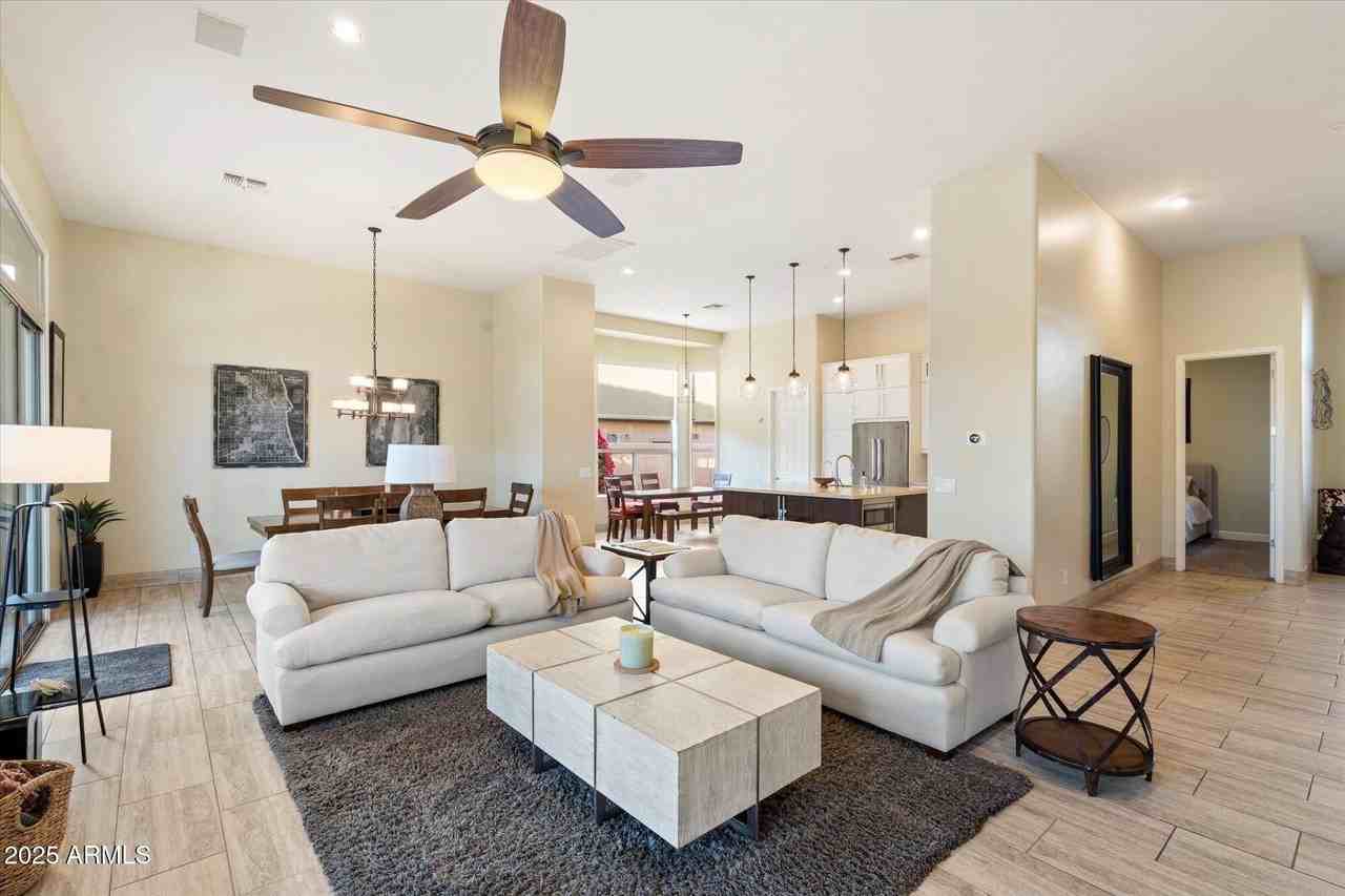 7917 Thunderhawk Road - Photo 4 of 27