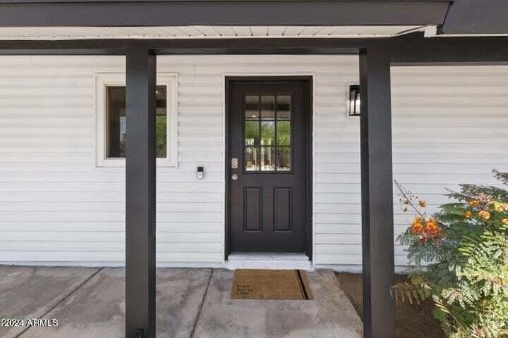 2554 E Villa Rita Dr - Photo 2 of 15