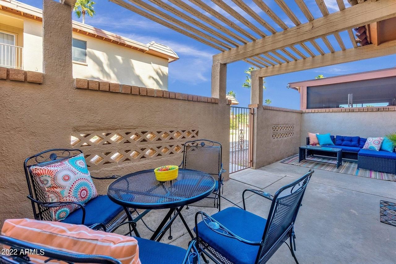 14247 Boxwood Lane East - Photo 5 of 40