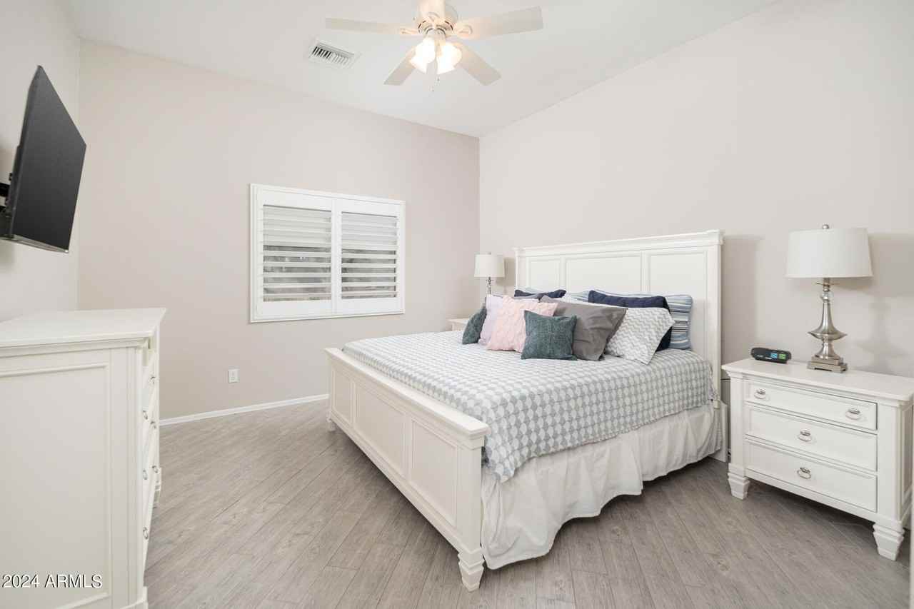 8164 West Zoe Ella Way - Photo 3 of 27