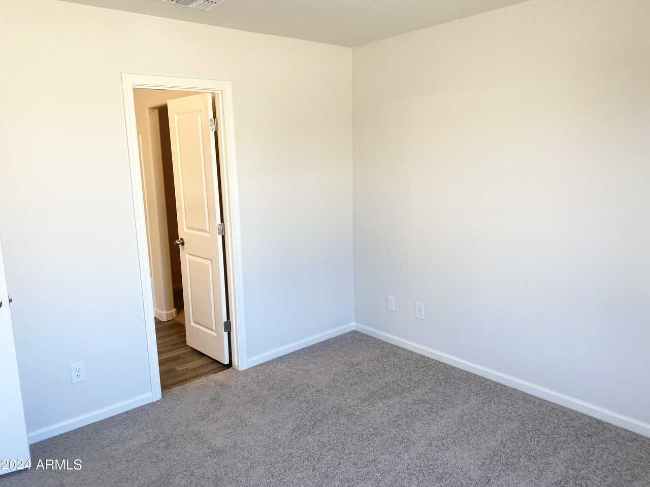 16001 South Bentley Drive - Photo 7 of 8