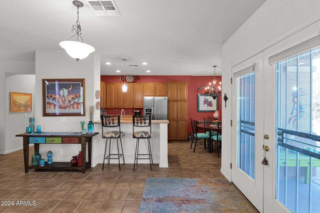 13620 West Cypress Street - Photo 7 of 39