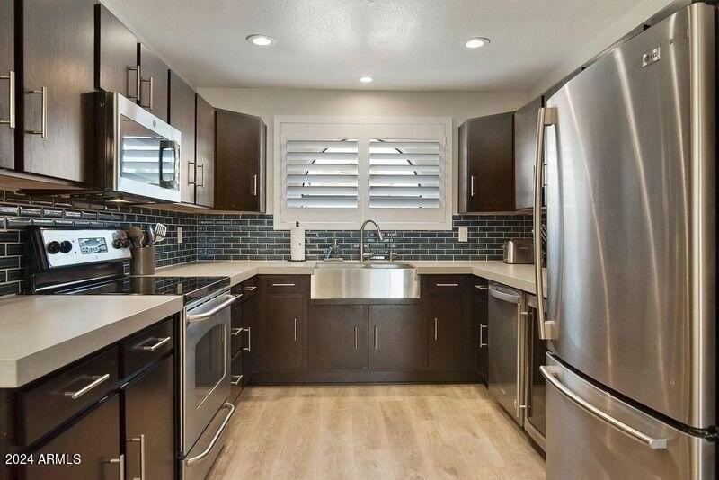 8969 East Aster Drive - Photo 4 of 32