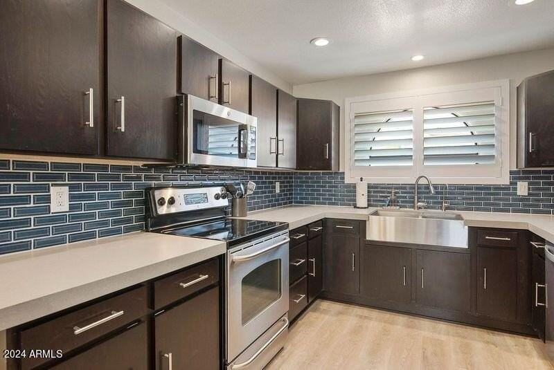 8969 East Aster Drive - Photo 5 of 32