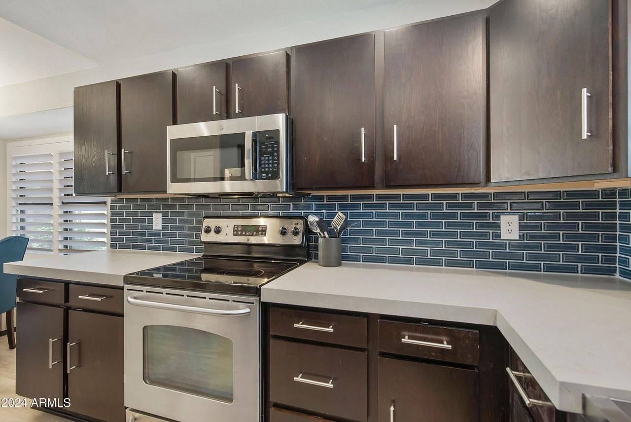 8969 East Aster Drive - Photo 7 of 32