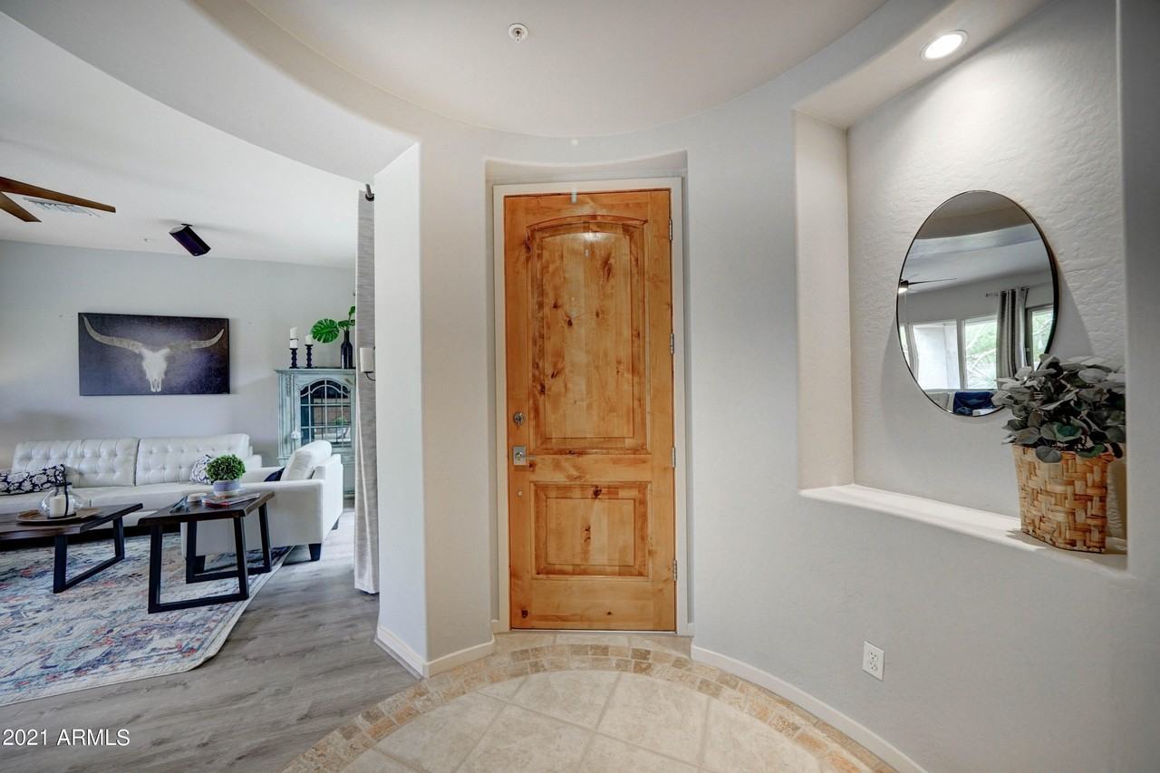 11420 North 141st Street - Photo 6 of 40