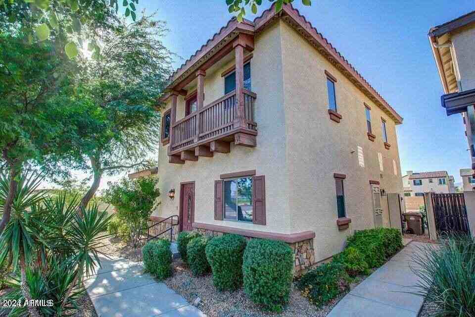 14951 West Wilshire Drive - Photo 3 of 39