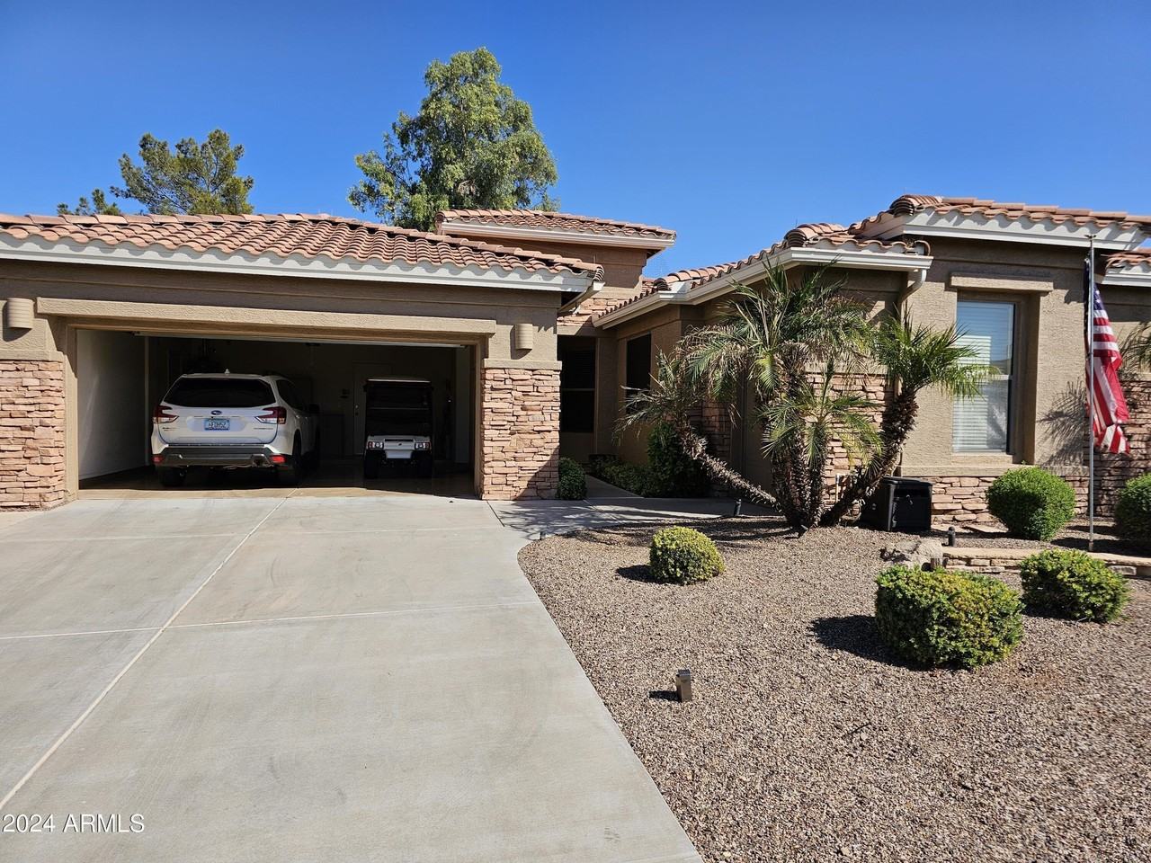 25111 South Golfview Drive - Photo 4 of 45