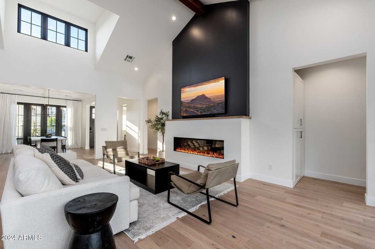 4017 N 49th Pl - Photo 4 of 28