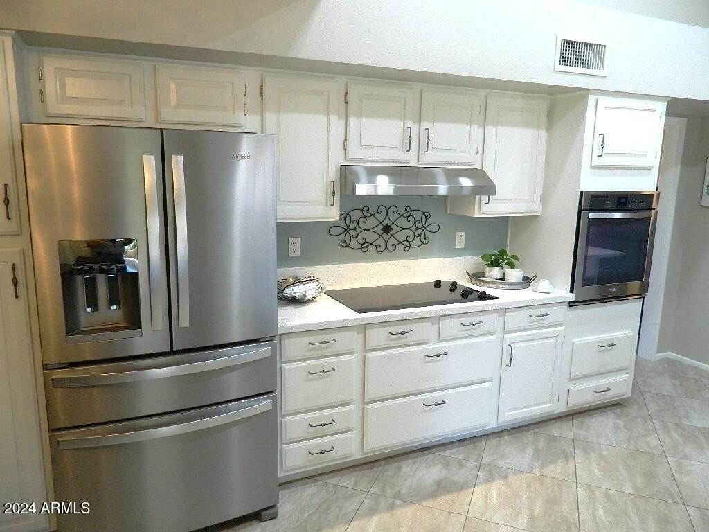 13931 Oak Glen Drive - Photo 4 of 34