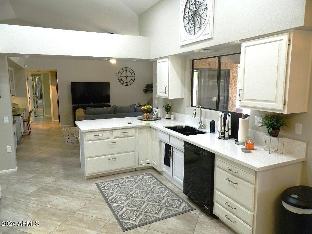 13931 Oak Glen Drive - Photo 5 of 34