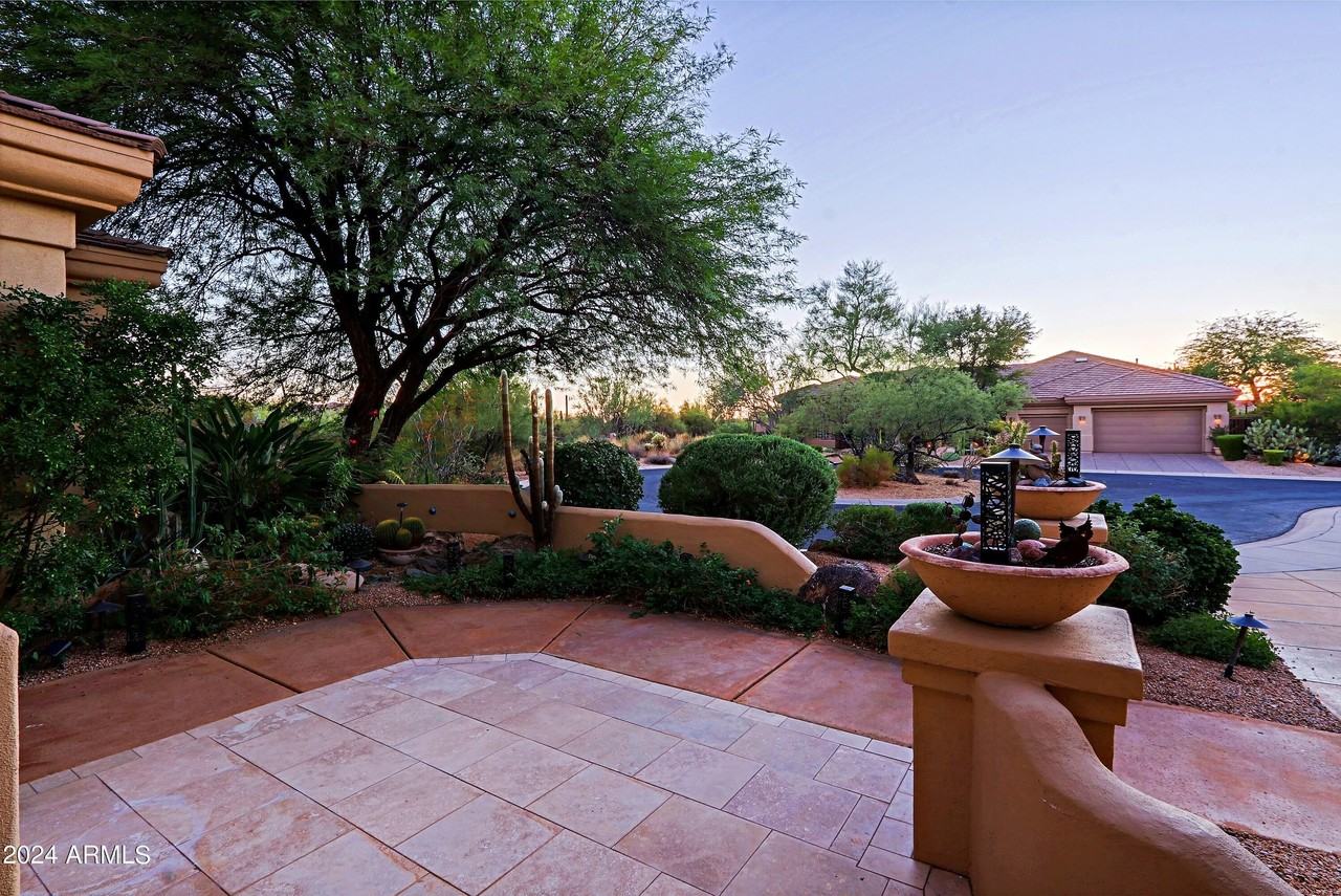 34327 N 61st Pl - Photo 6 of 50