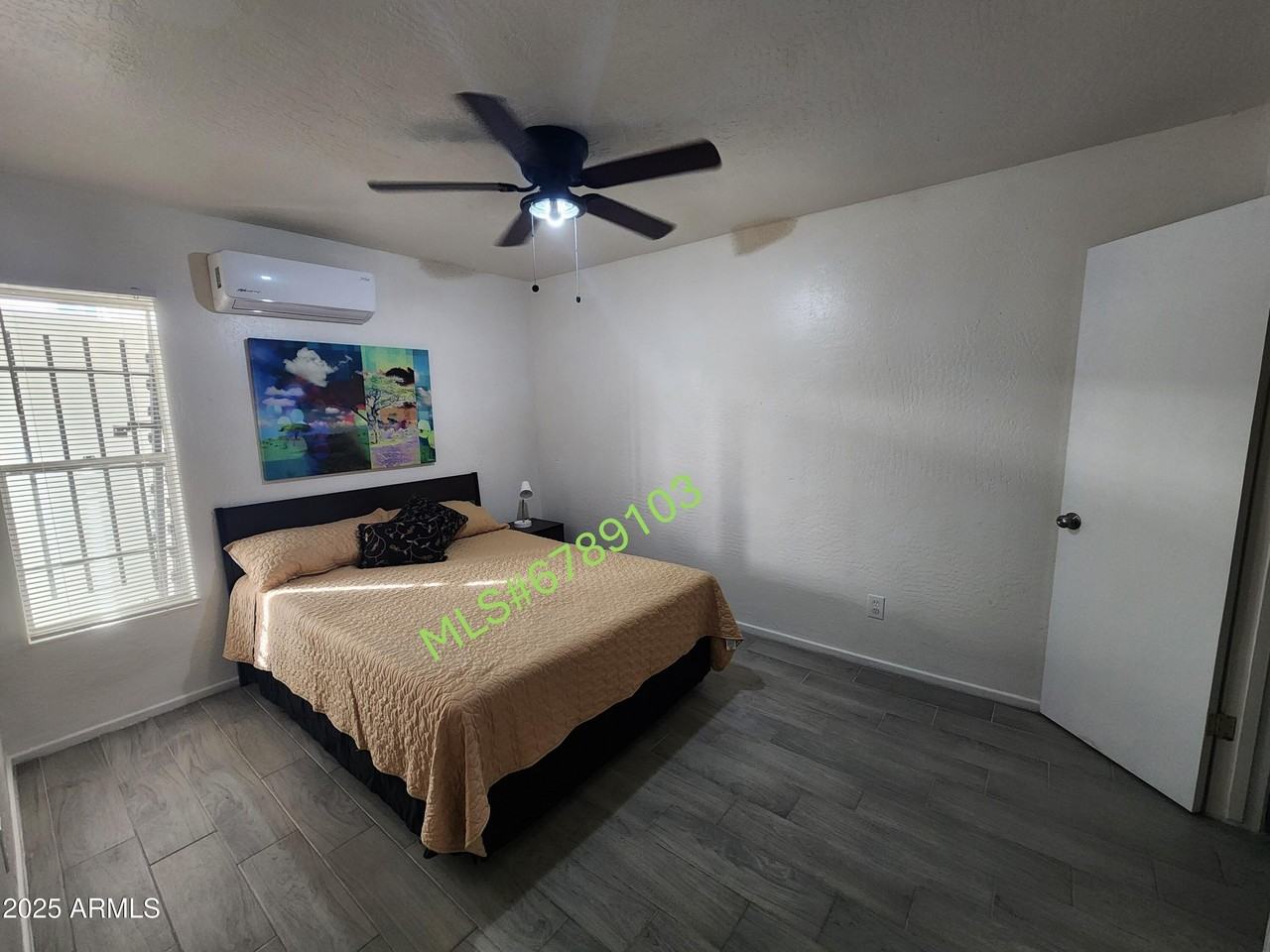 2001 W Turney Ave Apt 6 #6 - Photo 5 of 7