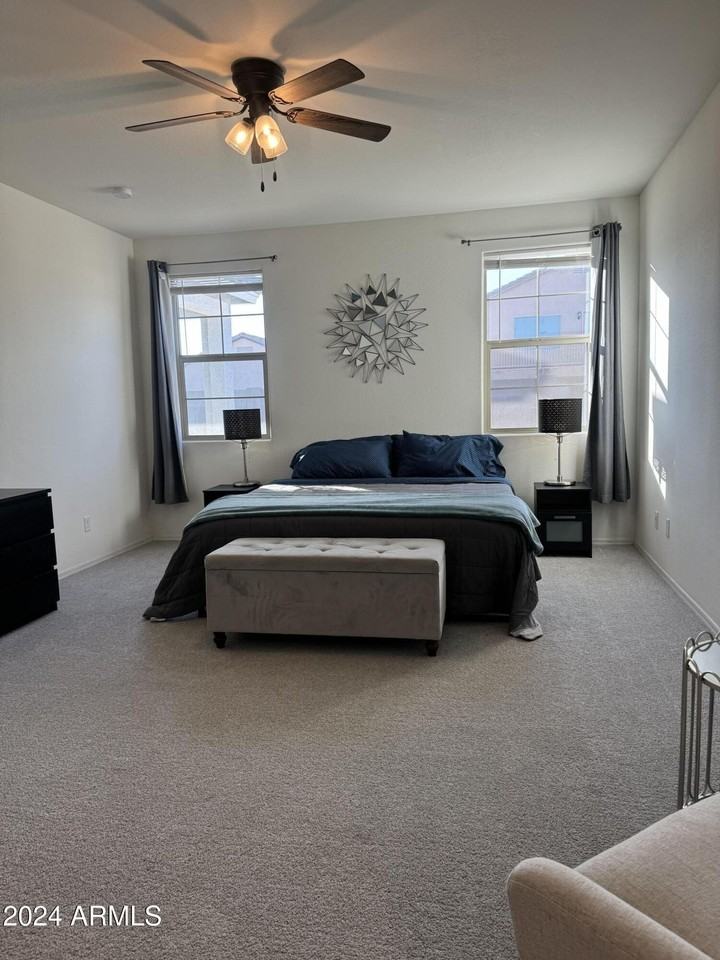 11445 West Edgemont Avenue - Photo 7 of 21