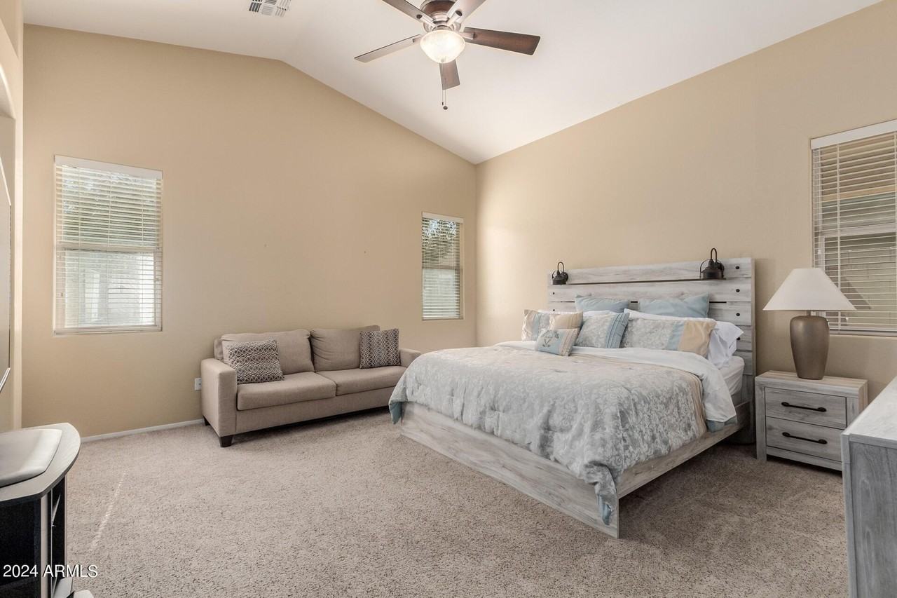 17271 West Smokey Drive - Photo 4 of 21