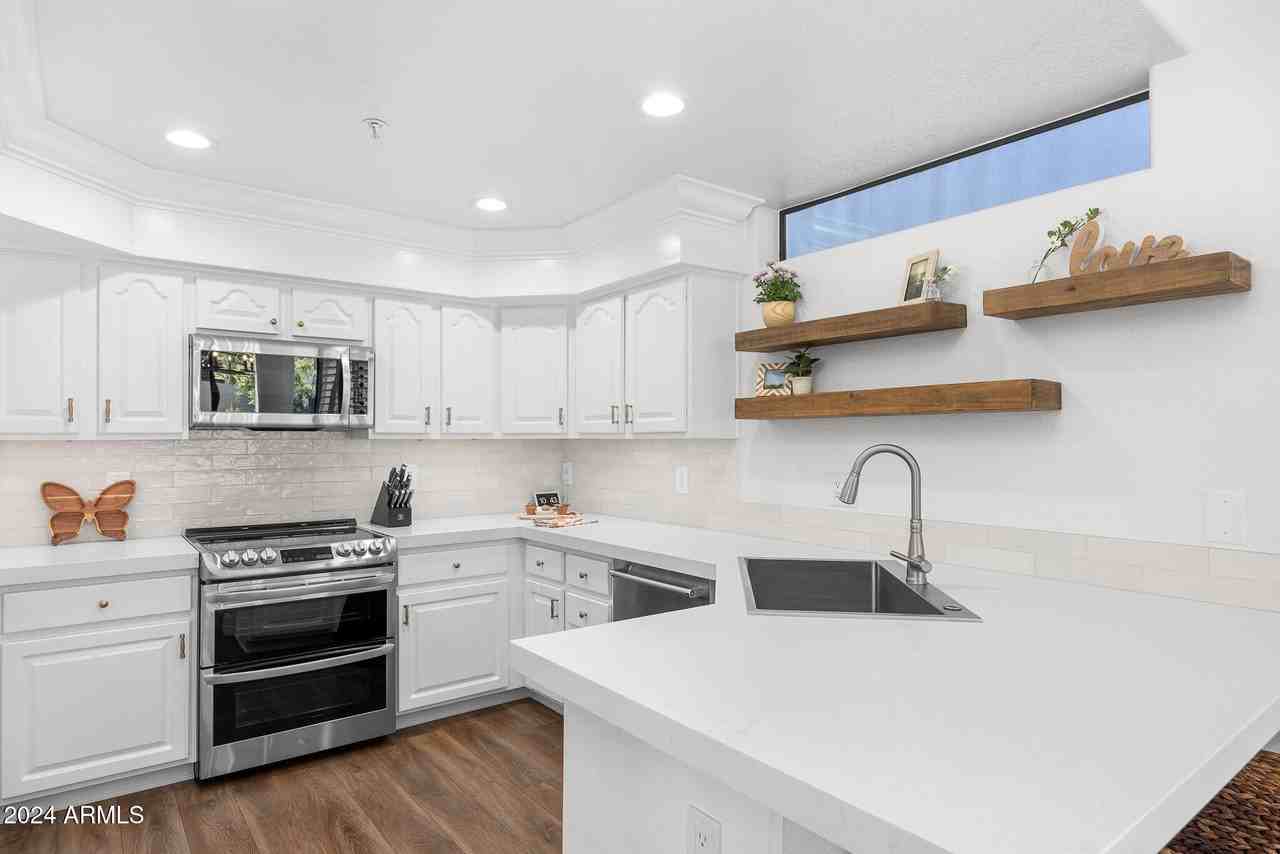 7400 E Gainey Club Dr #227 - Photo 5 of 33