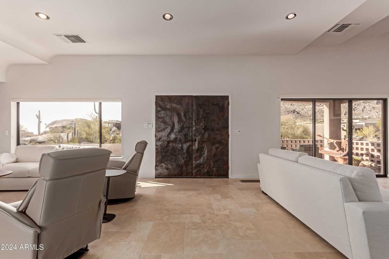 1314 Coyote Pass - Photo 7 of 50