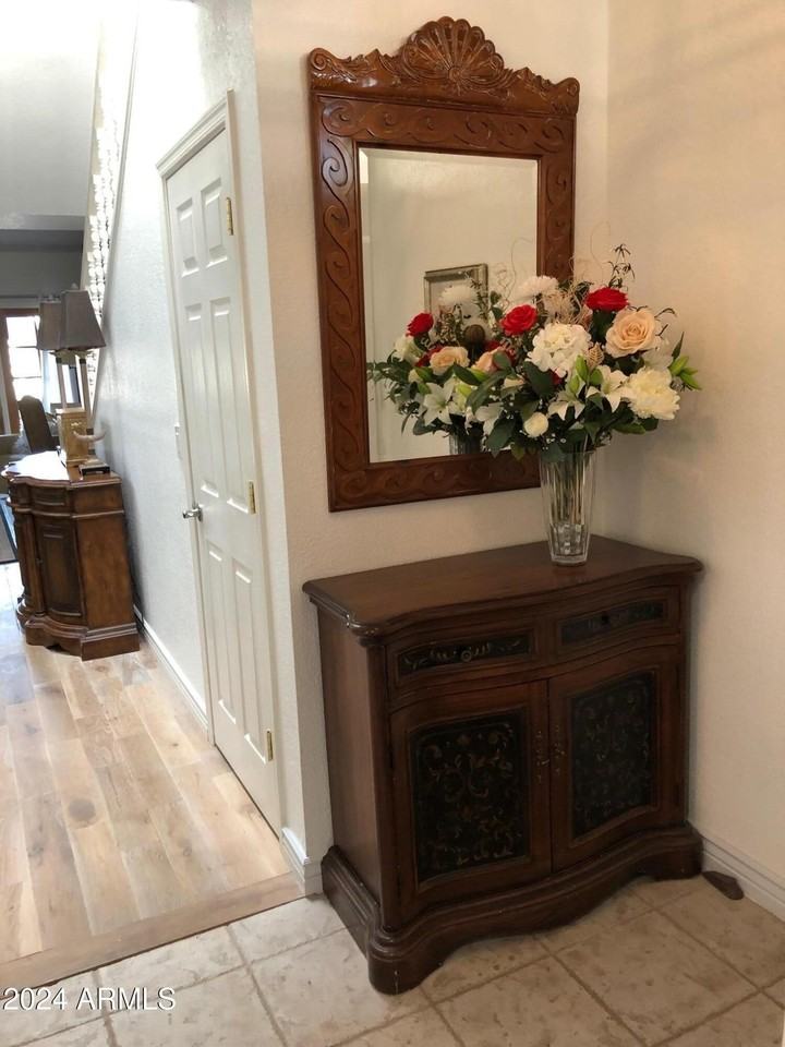 6148 29th Court - Photo 3 of 23