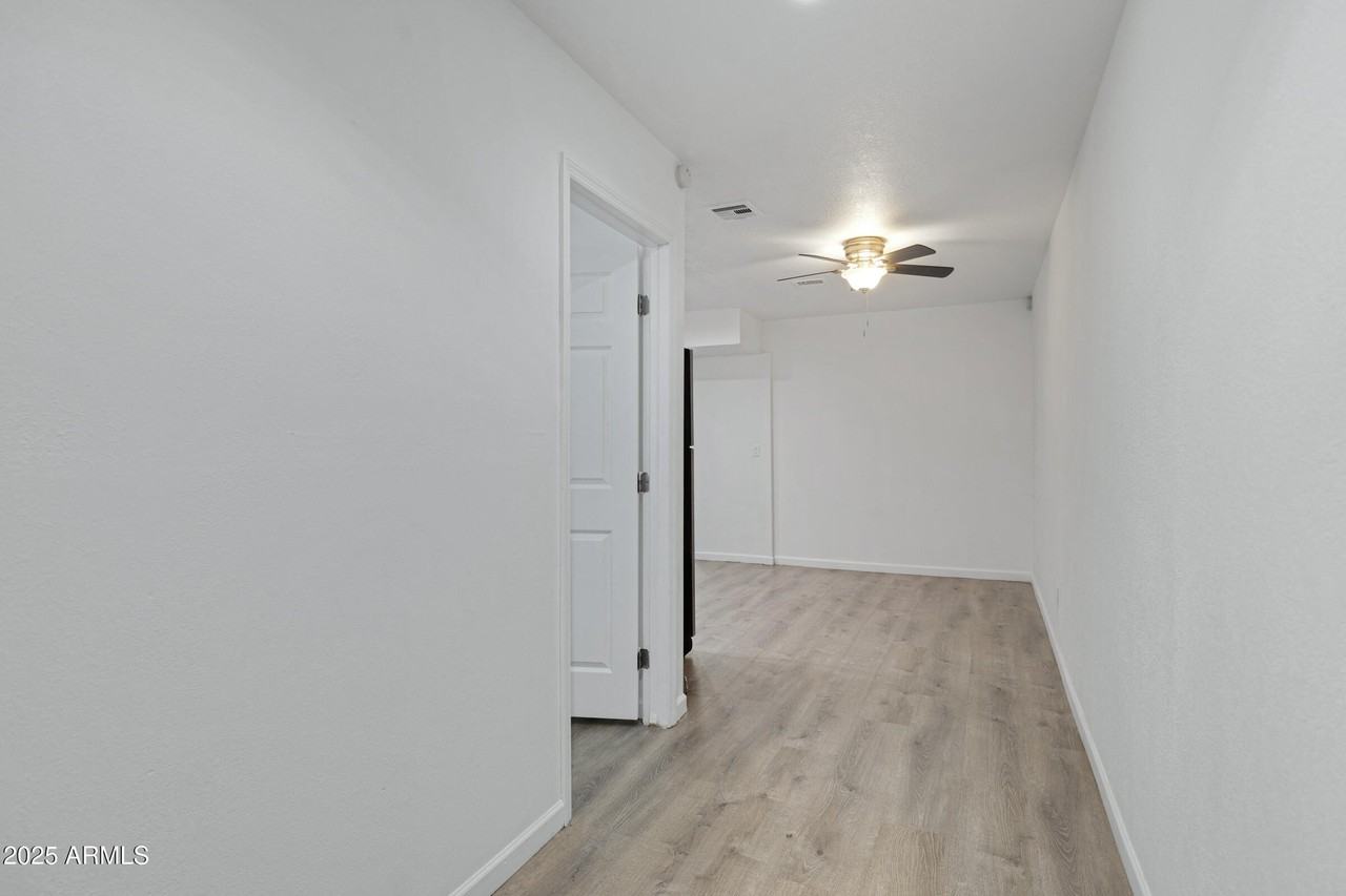 18202 N Cave Creek Rd Apt 241 #241 - Photo 4 of 20