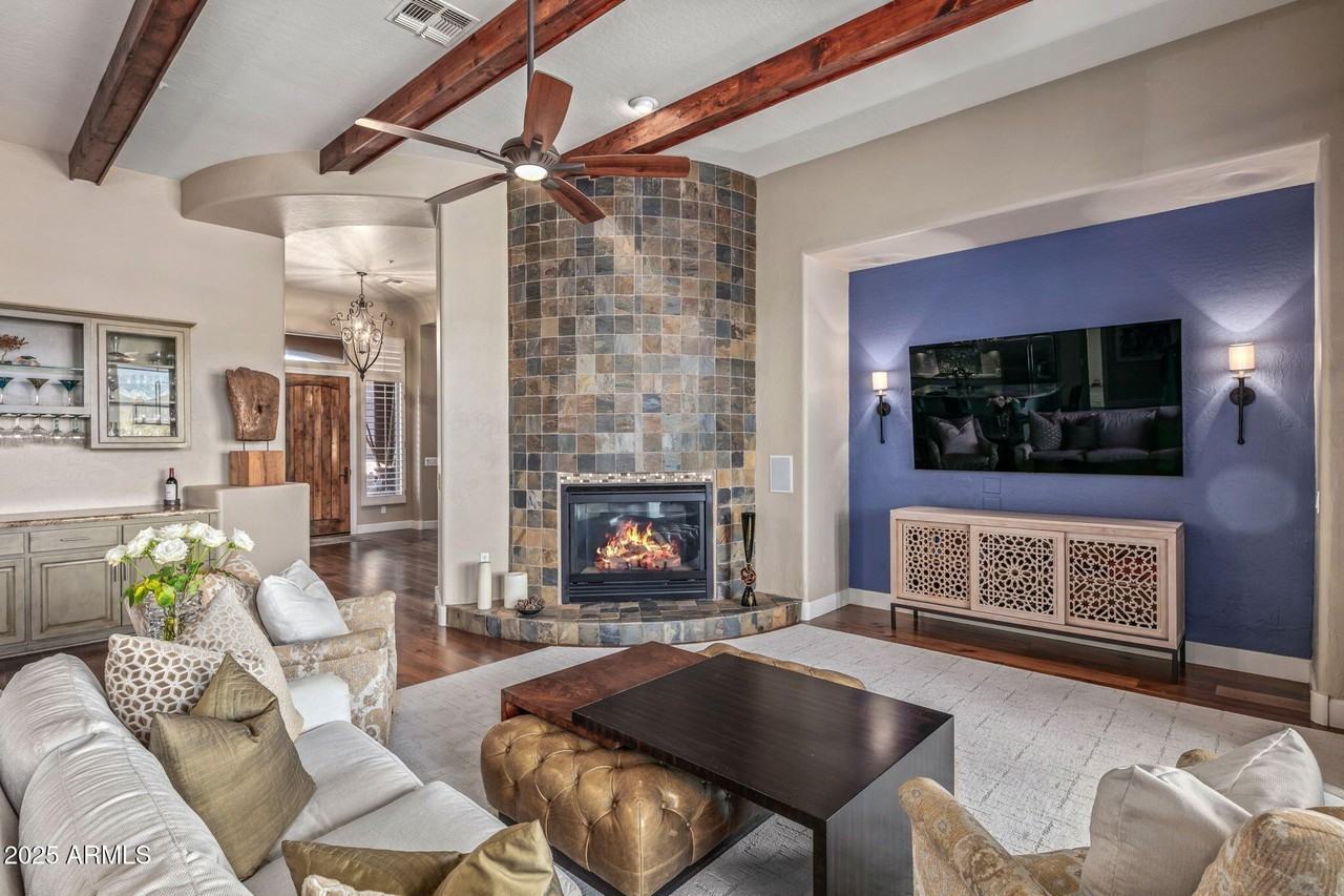 8347 Arroyo Hondo Road - Photo 7 of 41