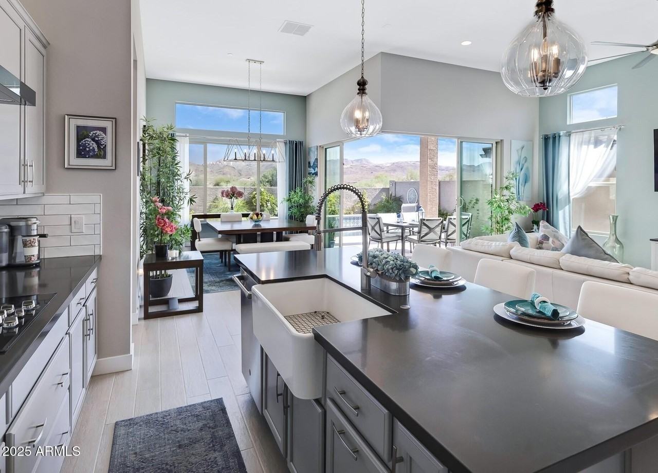 18828 East Blue Sky Drive - Photo 4 of 21