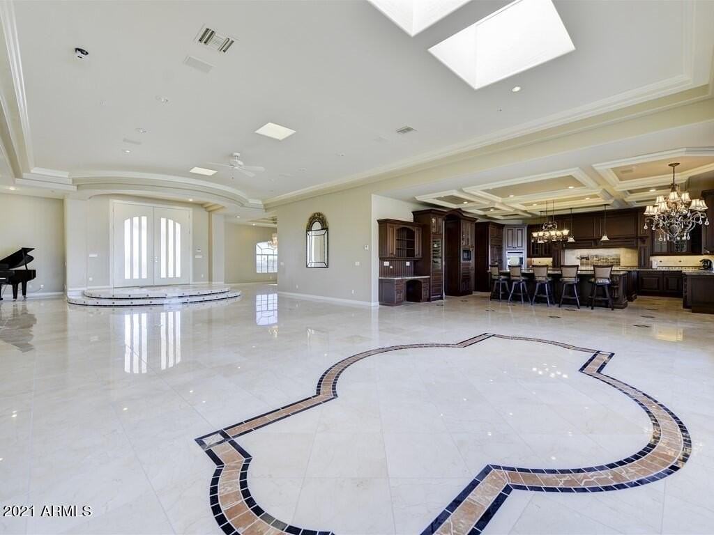 8704 East Los Gatos Drive - Photo 6 of 25