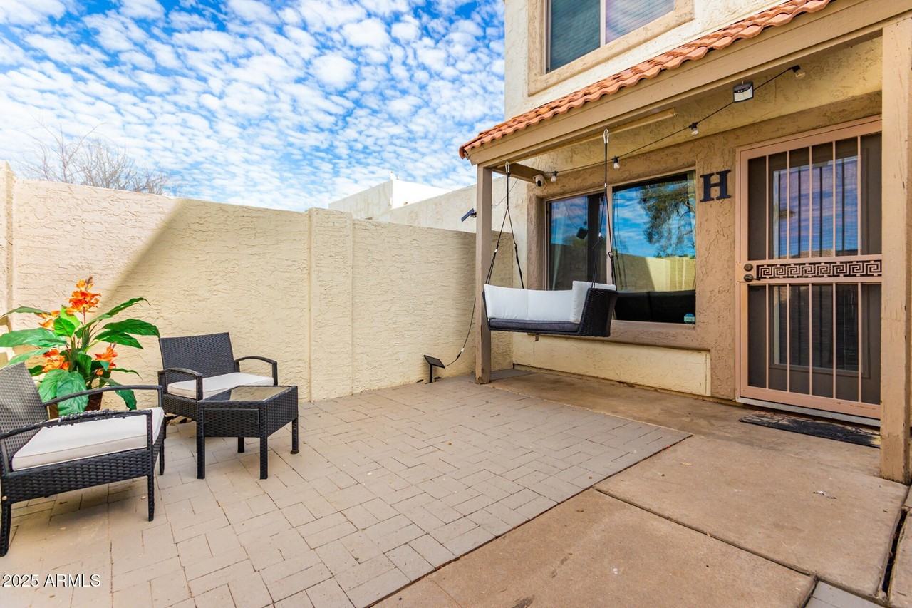 7817 E Valley Vista Dr - Photo 3 of 26