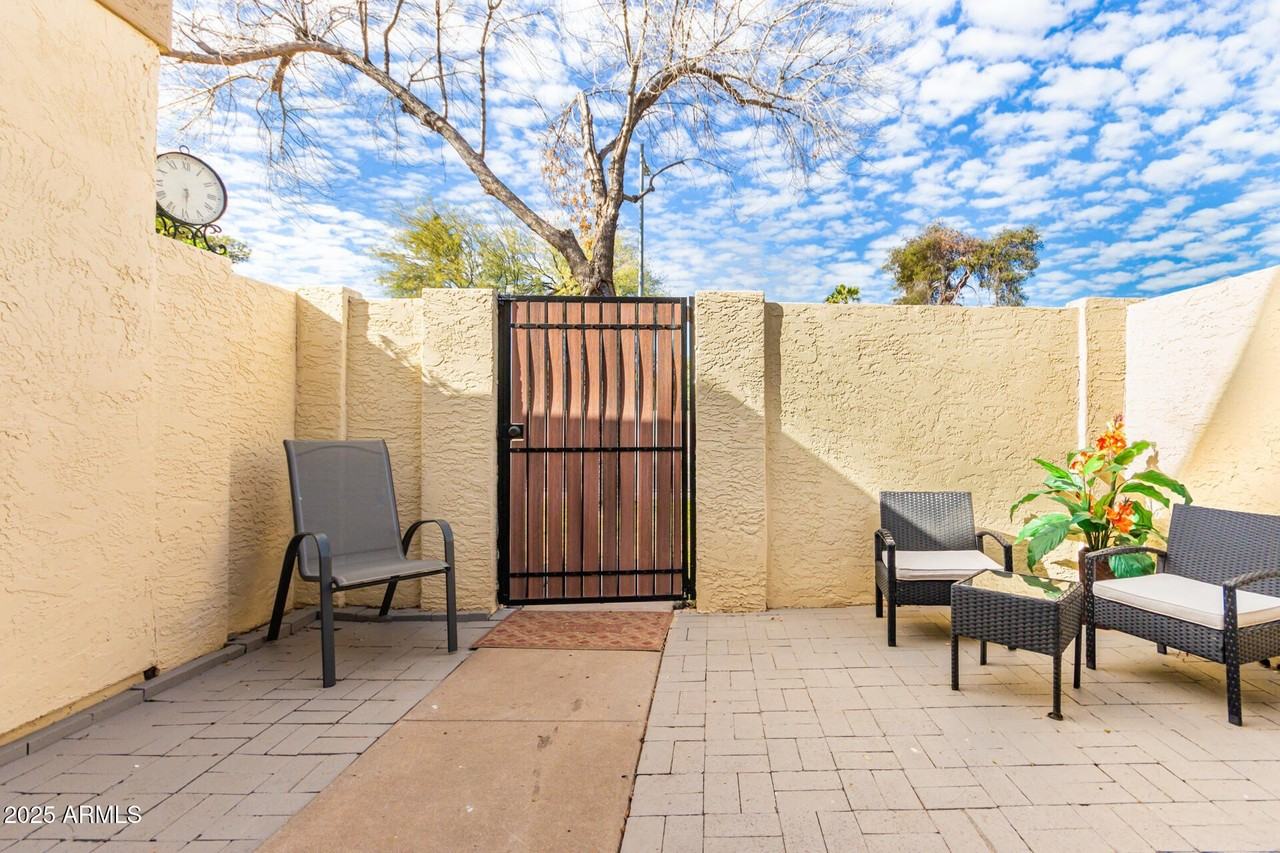 7817 E Valley Vista Dr - Photo 5 of 26