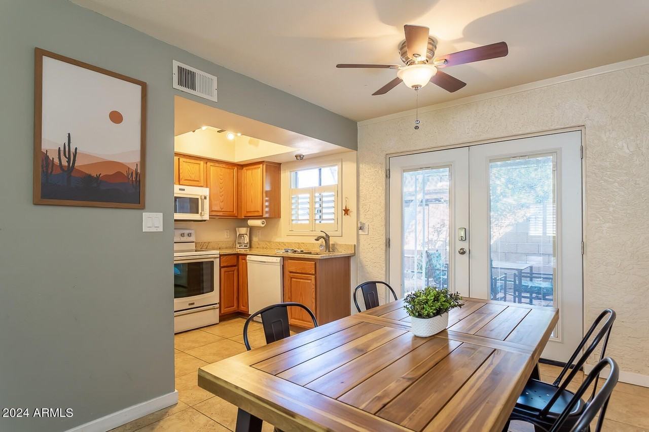 8357 East Thomas Road - Photo 4 of 29