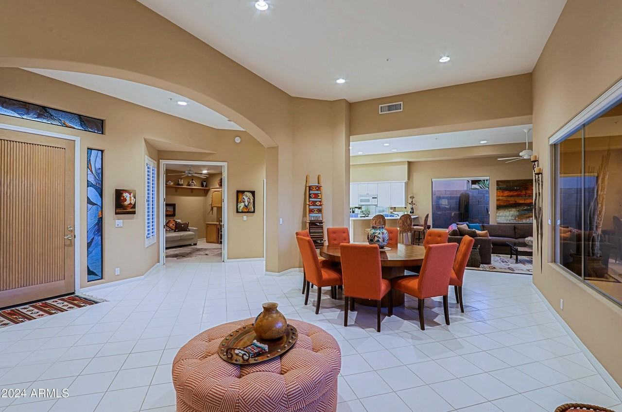 6135 E Evening Glow Dr - Photo 5 of 50