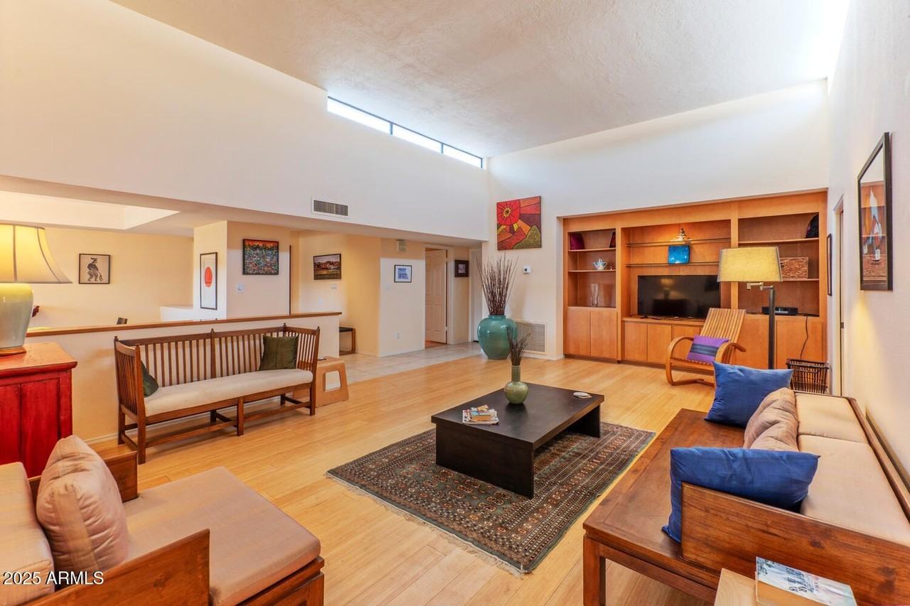 9403 87th Way - Photo 2 of 32